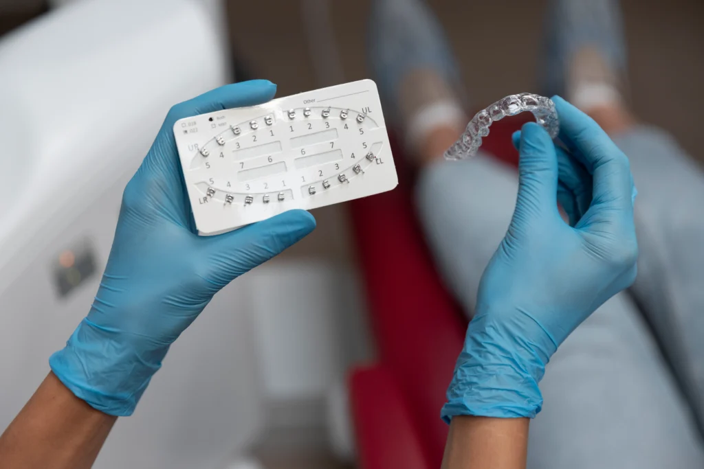 Invisible Aligners vs Braces: Which Is Better for Your Smile?